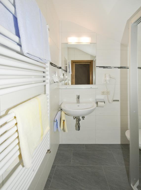Pension Riedlsperger Saalbach-Hinterglemm Zewnętrze zdjęcie